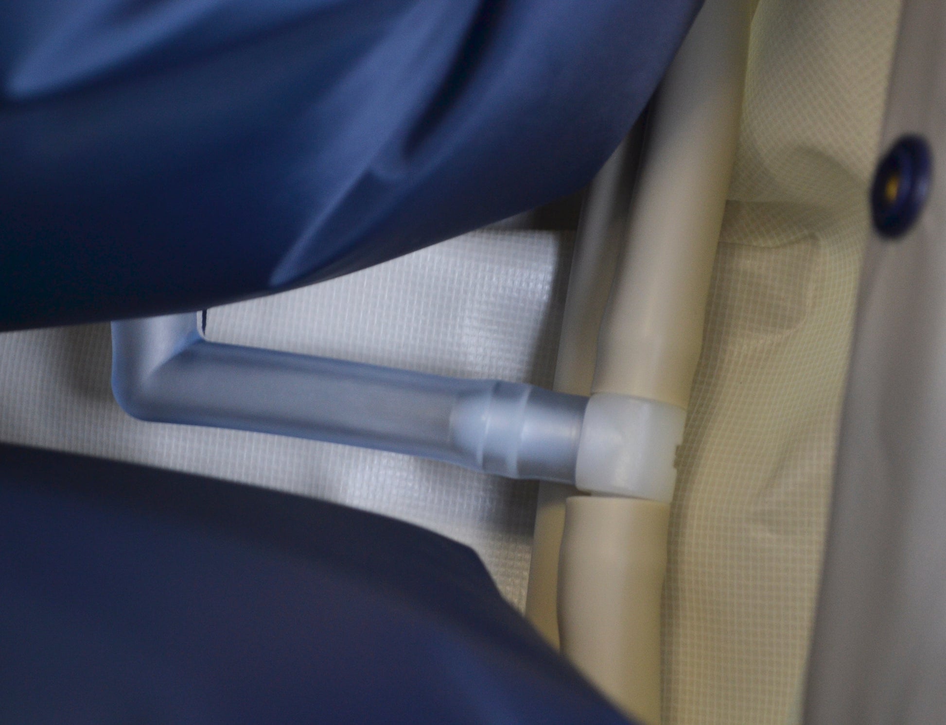 The Ultra-Care 5800 is a cost-effective therapeutic support surface that provides both alternating pressure and low air loss for the management and treatment of pressure ulcers.