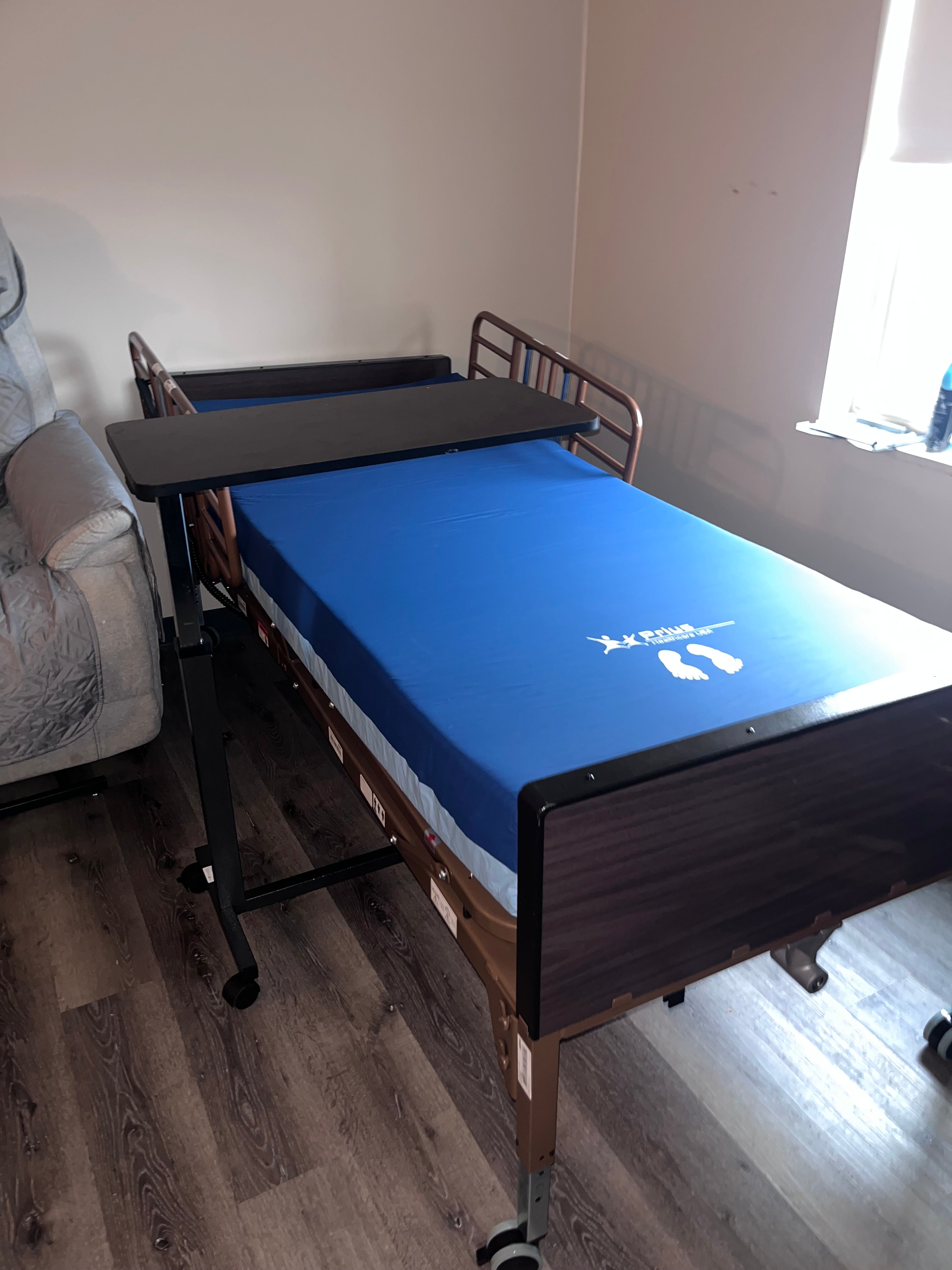 Lightweight Full-Electric Homecare Bed, Optional Mattress, Rails, Prem