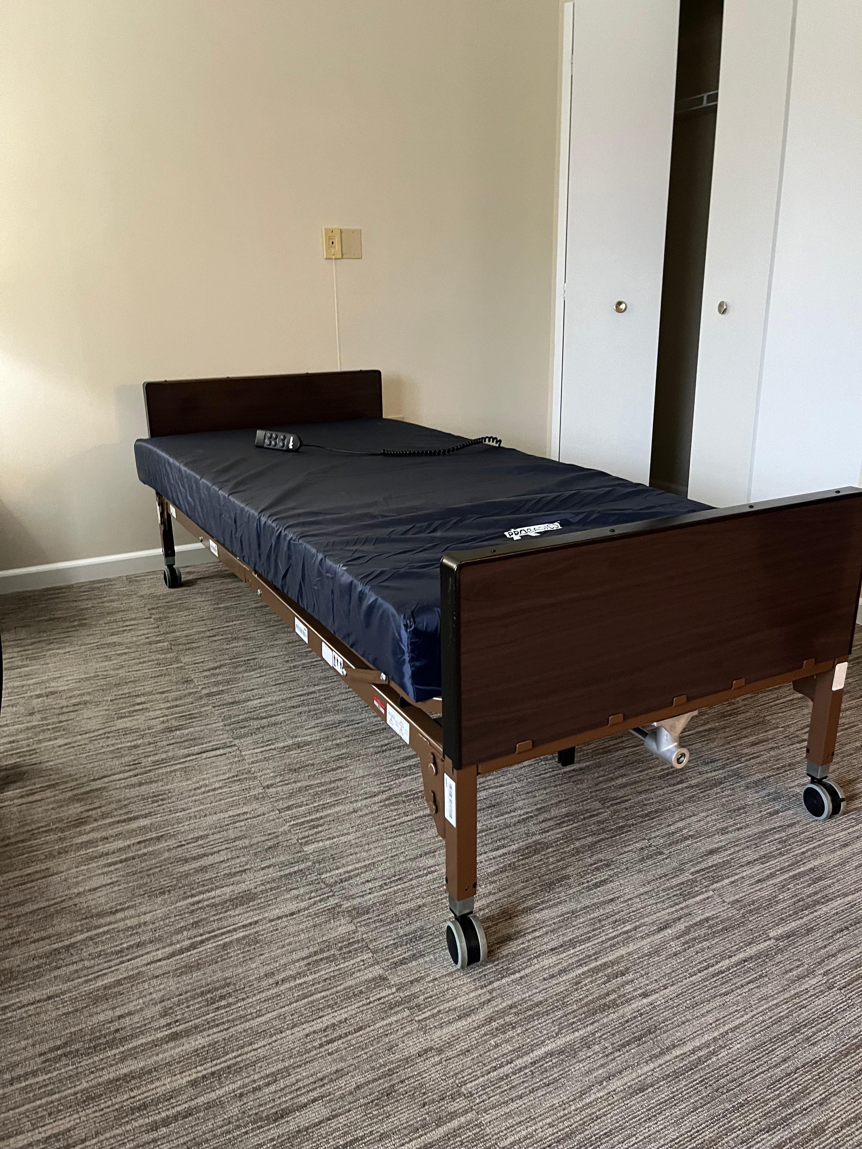 Lightweight Full-Electric Homecare Bed, Optional Mattress, Rails, Prem